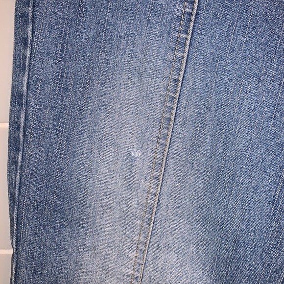 Low Rise Angels Capri Jeans - Picture 4 of 16